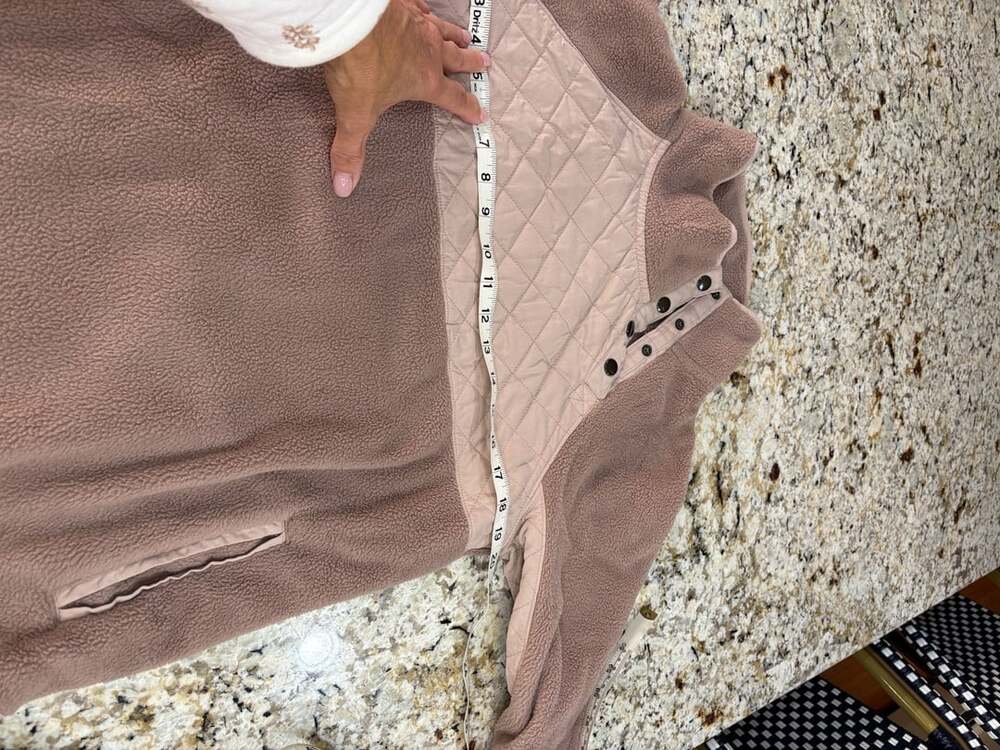 Abercrombie & Fitch Quilted Fleece Pullover Size M Pink Snap Neck Sweatshirt - Picture 3 of 5